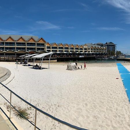 The Hutt On Mandurah Marina Apartman Kültér fotó