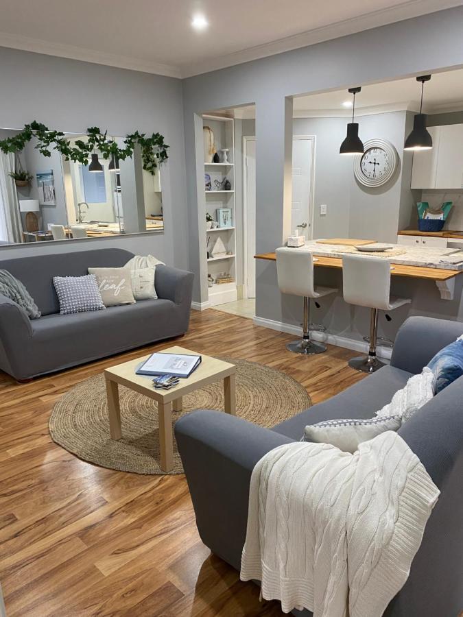 The Hutt On Mandurah Marina Apartman Kültér fotó