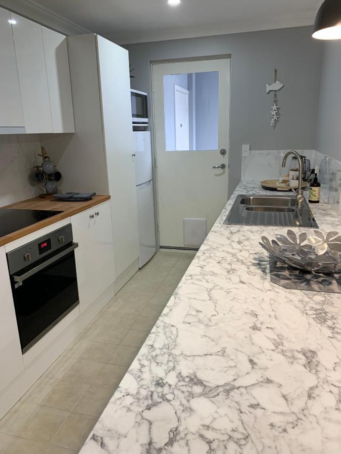 The Hutt On Mandurah Marina Apartman Kültér fotó