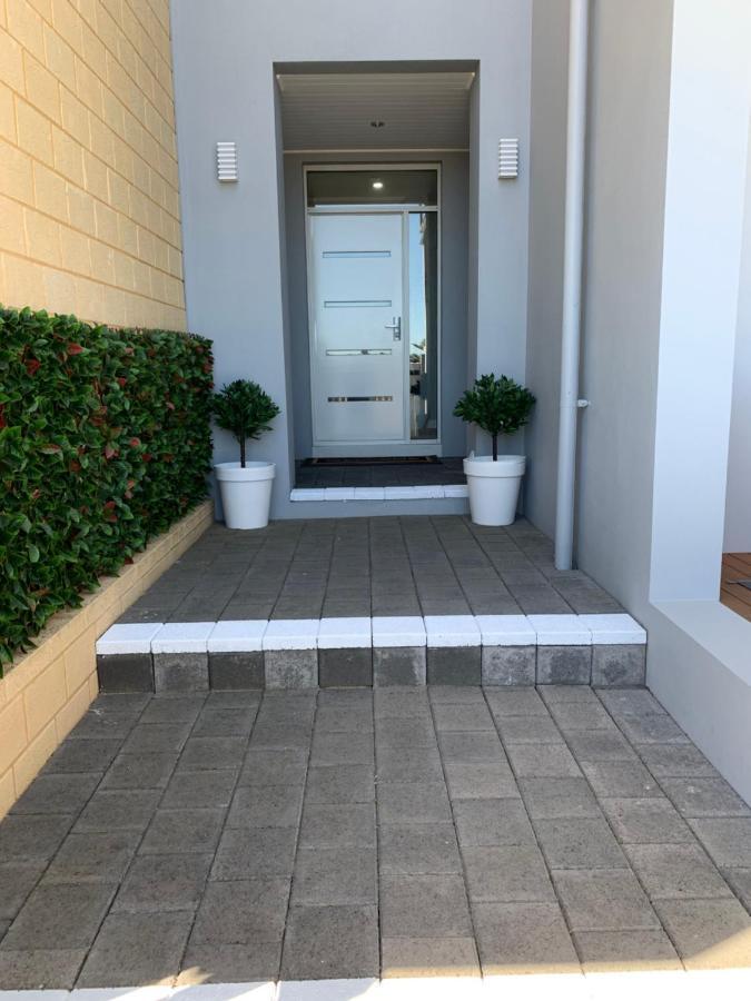 The Hutt On Mandurah Marina Apartman Kültér fotó